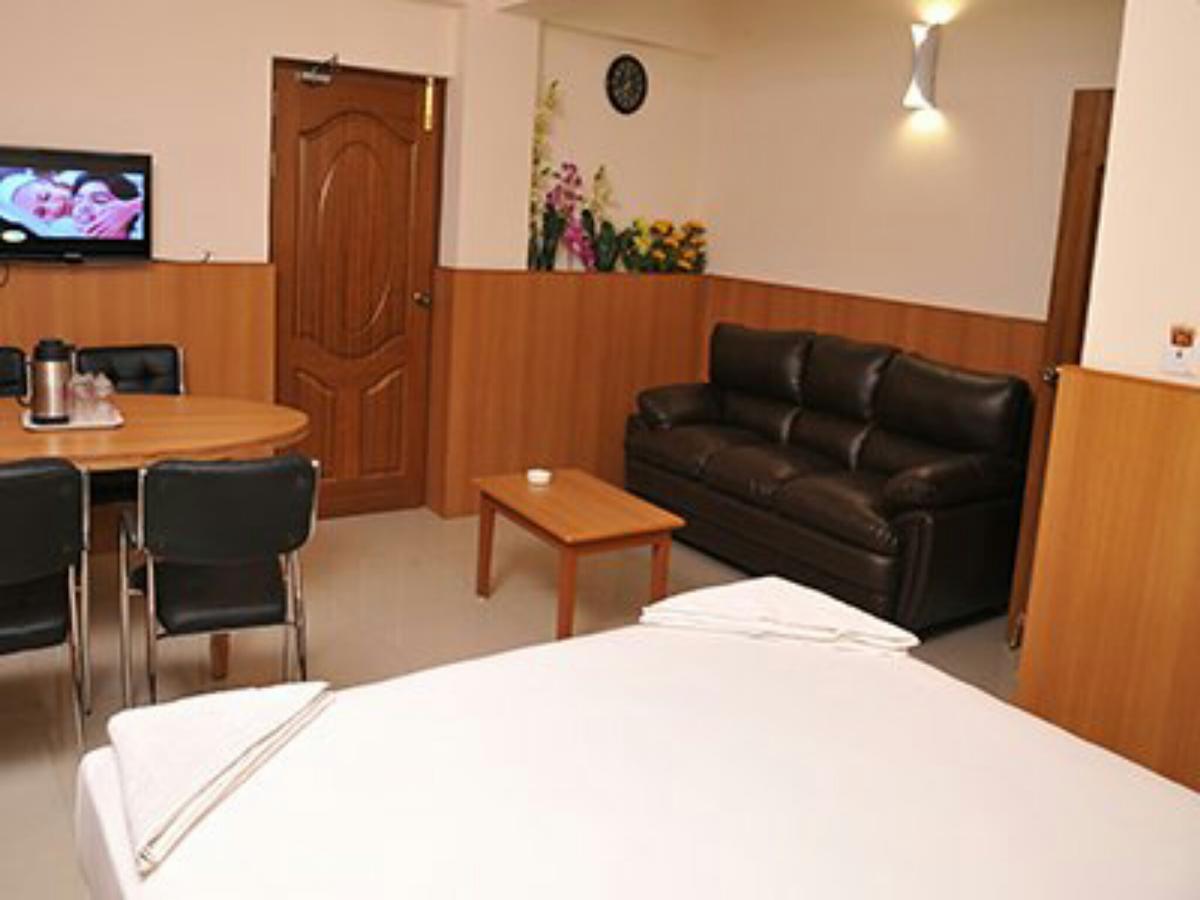 Hotel J Maariot Erode Εξωτερικό φωτογραφία