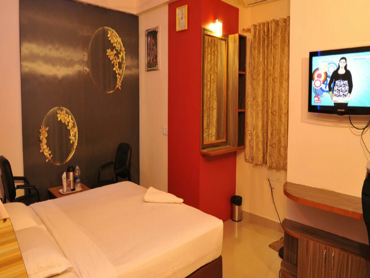 Hotel J Maariot Erode Εξωτερικό φωτογραφία