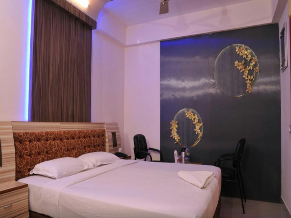 Hotel J Maariot Erode Εξωτερικό φωτογραφία